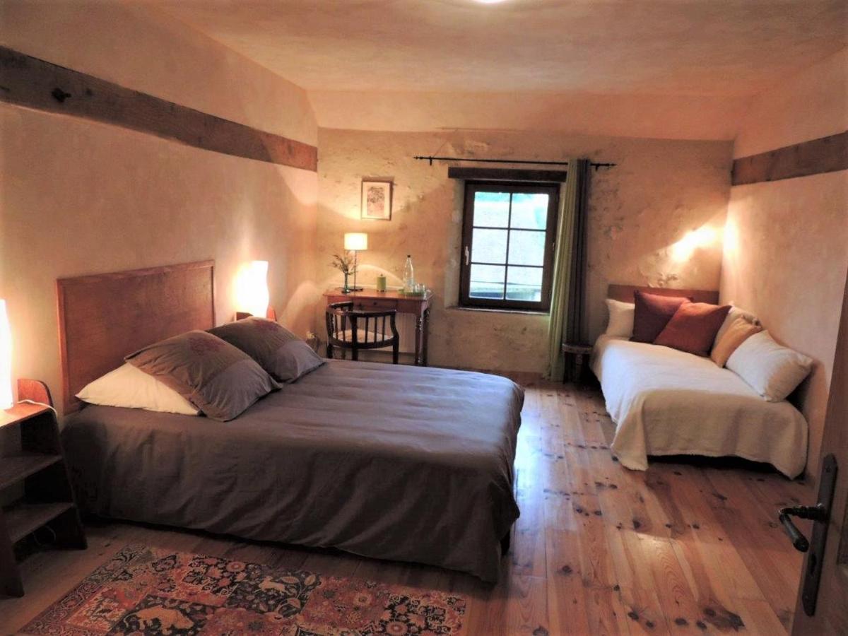 la Maison des Aubées Rémalard Esterno foto